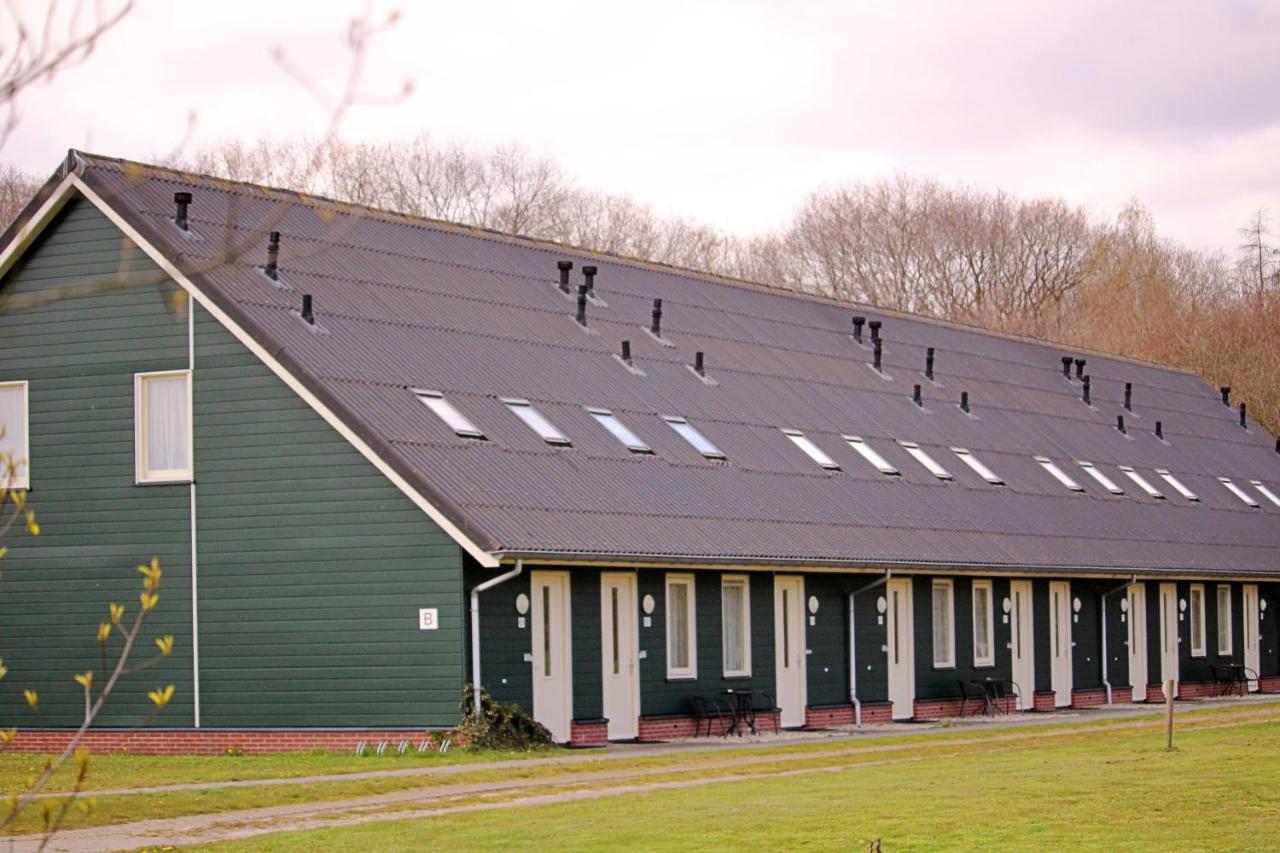 Horsetellerie Rheezerveen ハルデンベルグ エクステリア 写真