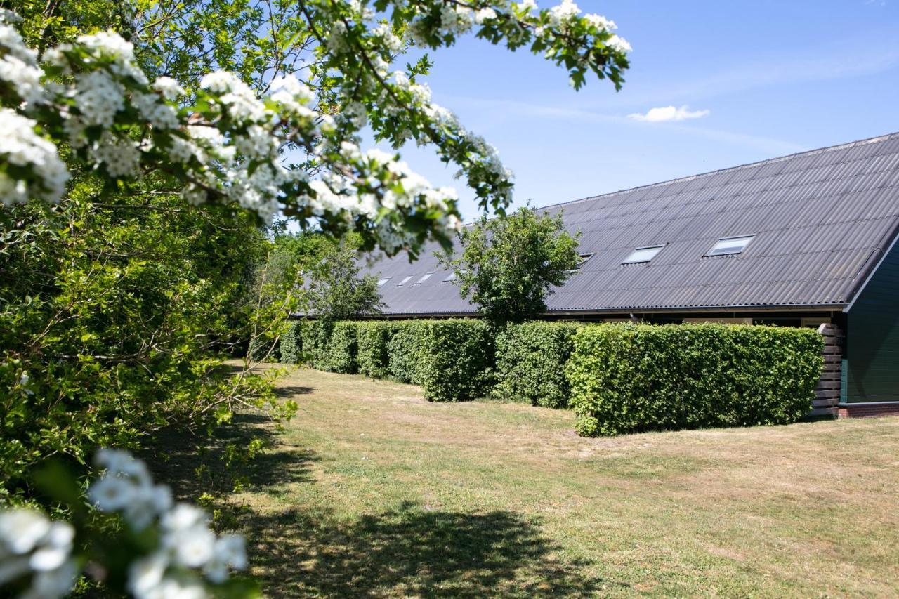 Horsetellerie Rheezerveen ハルデンベルグ エクステリア 写真
