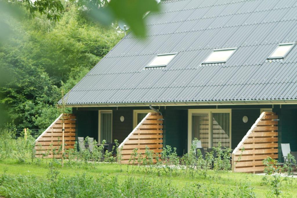 Horsetellerie Rheezerveen ハルデンベルグ エクステリア 写真